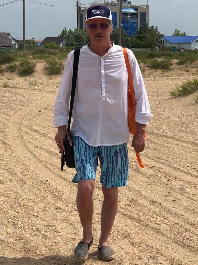  ,   Alexs, 63 ,   