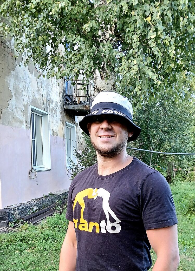  ,   Alexander, 33 ,   ,   , c 