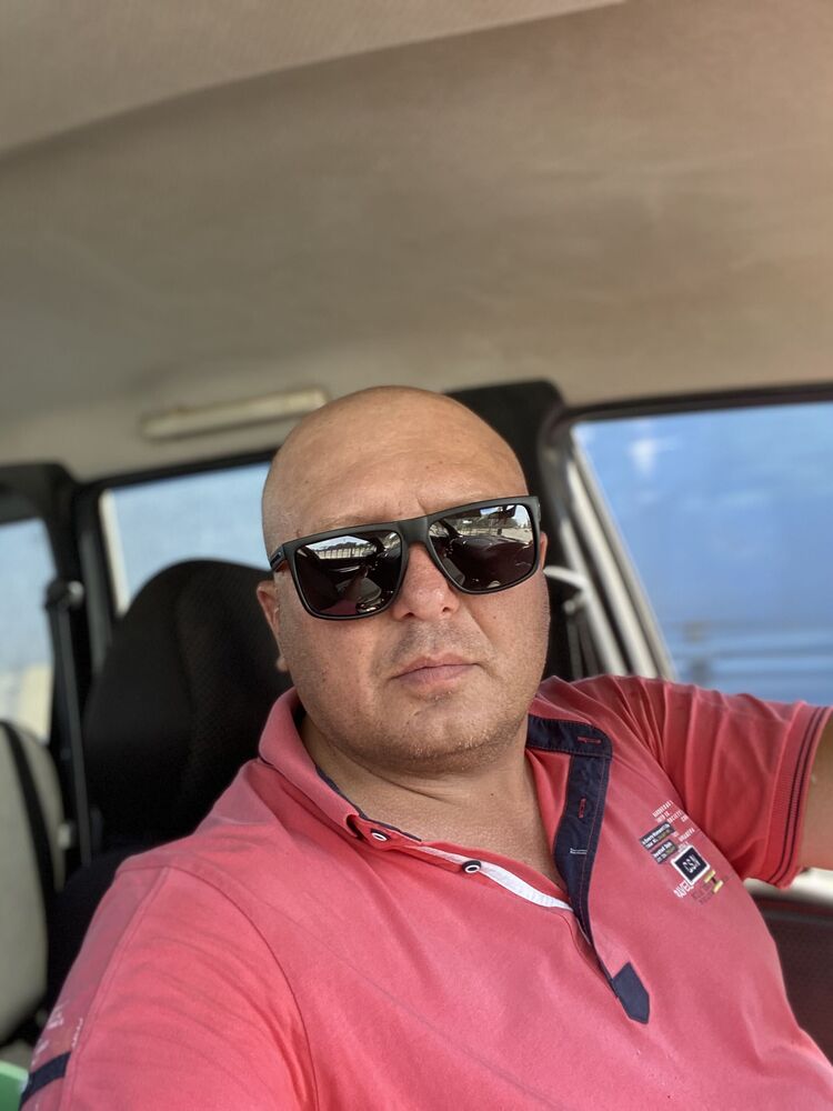  27652899  , 42 ,    