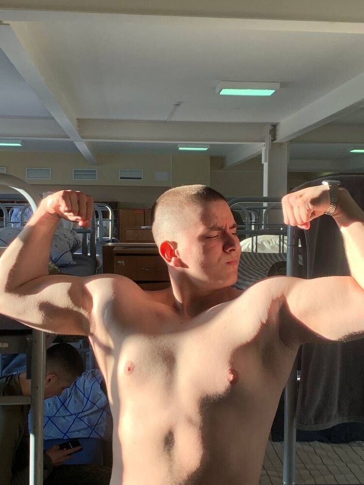  52098369  Ser, 21 ,    -