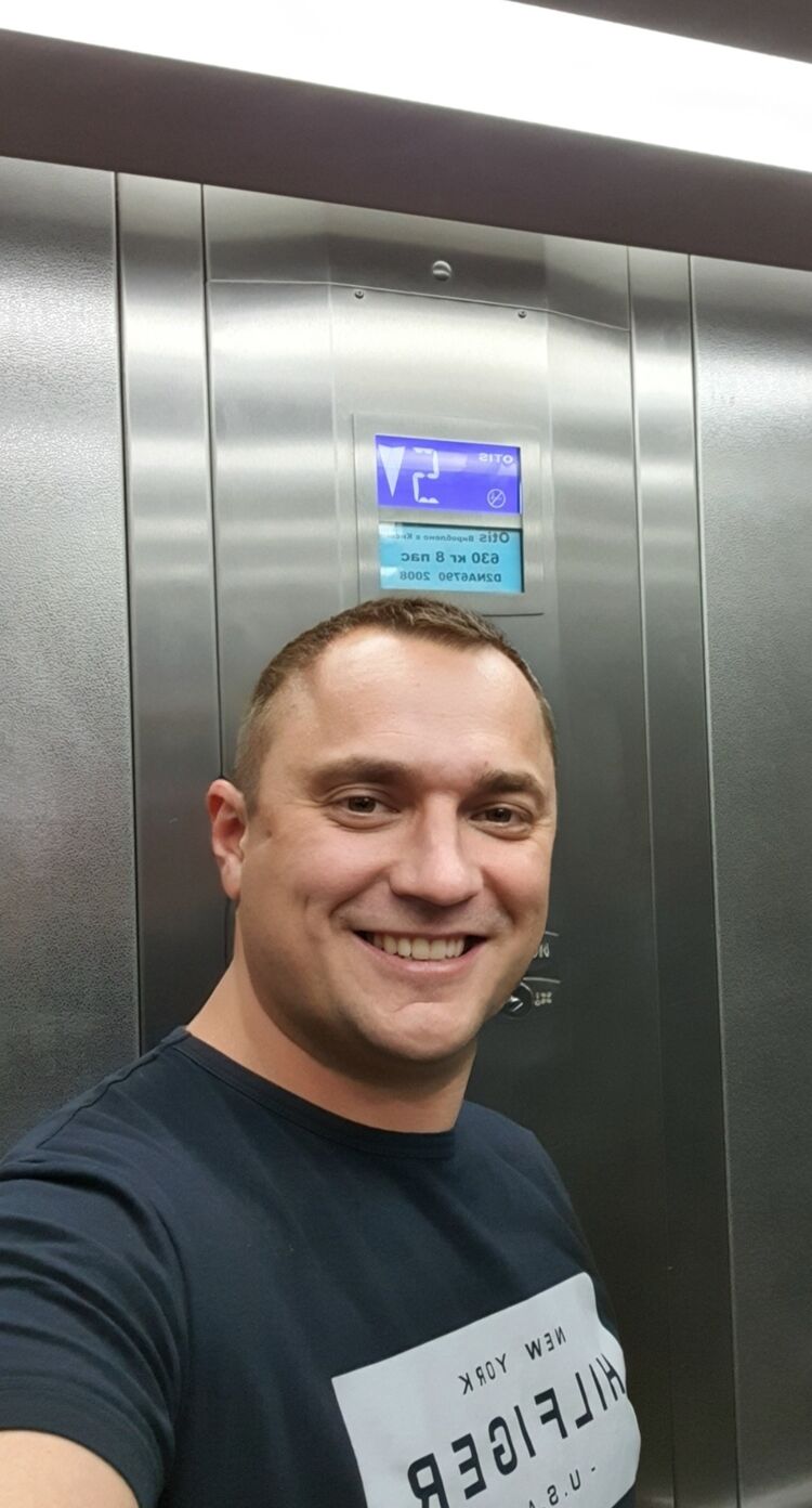  ,   Vlad, 41 ,   ,   