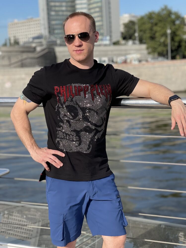  ,   Leo, 34 ,   ,   