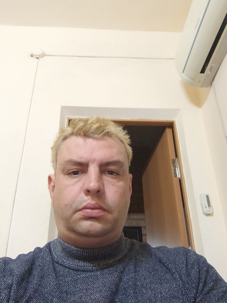  25220389  , 39 ,    