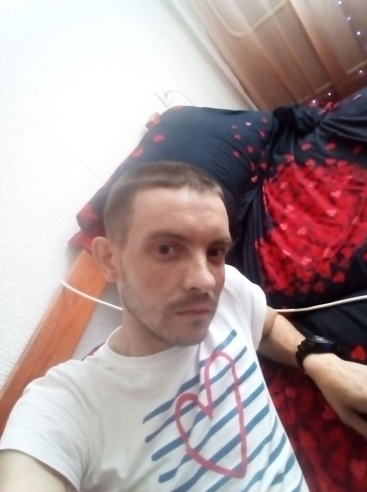  44132639  , 33 ,    