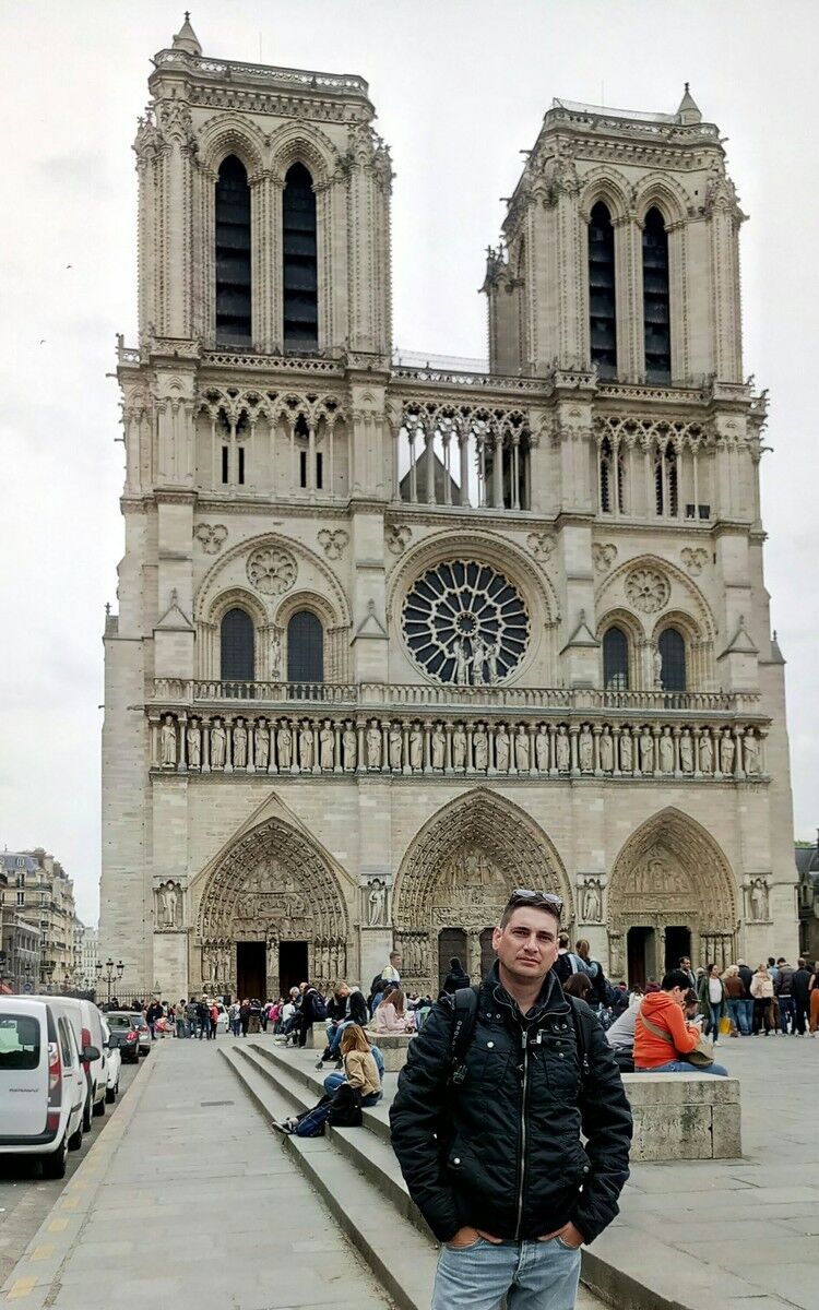 19174639  Alex, 47 ,    Roseau