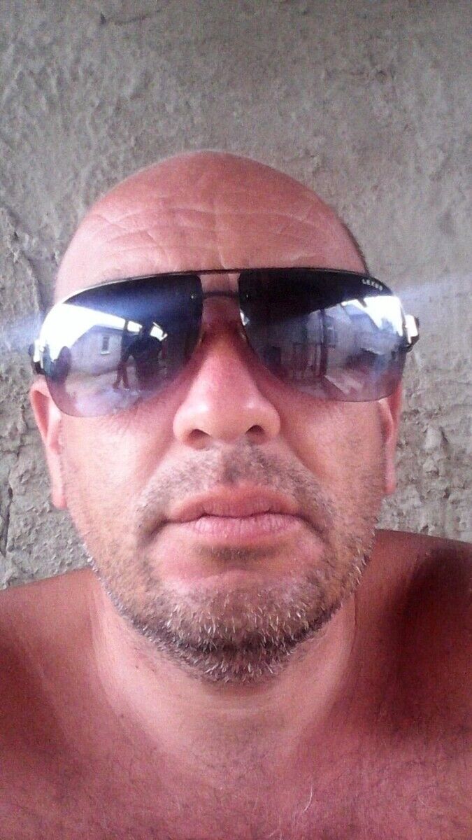  20714619  , 49 ,    