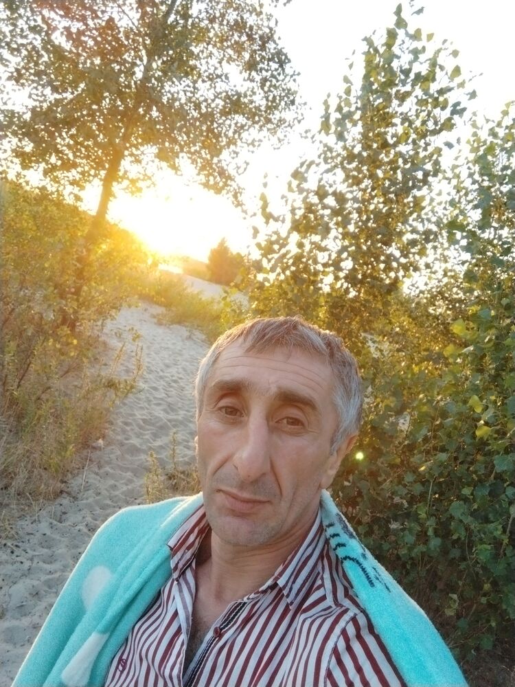  28290729  , 46 ,    