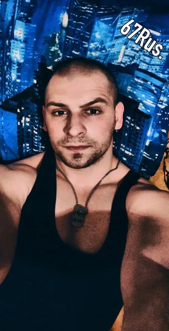  ,   Vladislav, 32 ,   ,   