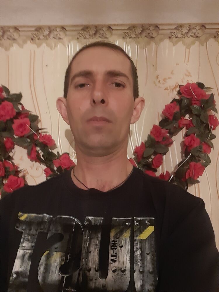  25638549  , 51 ,    
