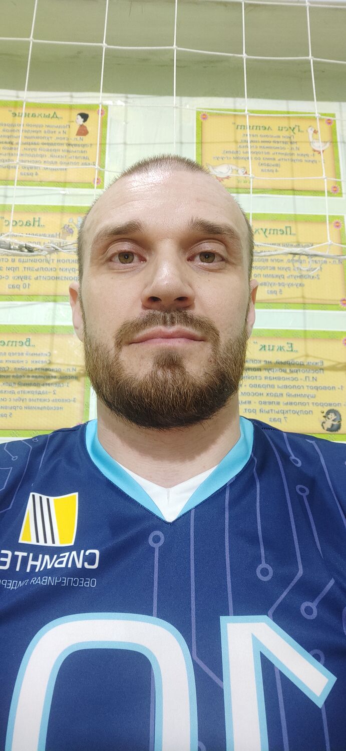  --,   Anton, 39 ,   ,   , c 