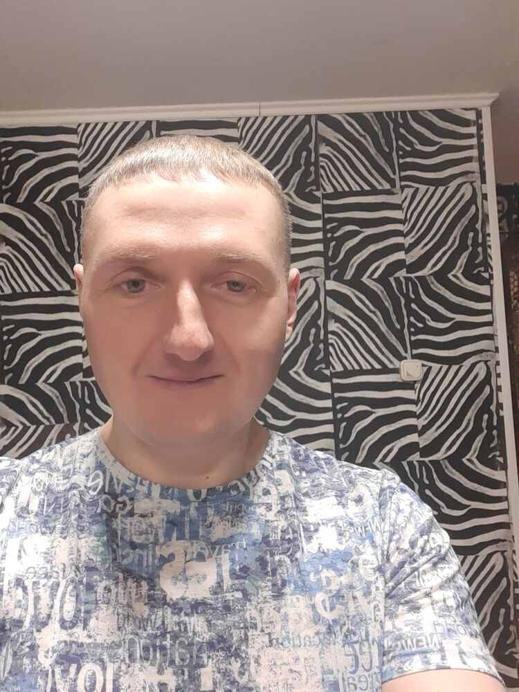  33293389  , 36 ,    -