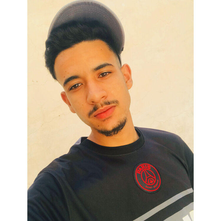  ,   Moatsom, 25 ,   ,   