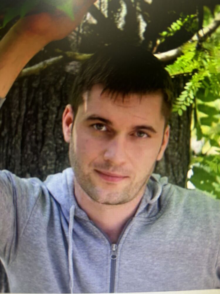  53977659  Kaizer, 38 ,    