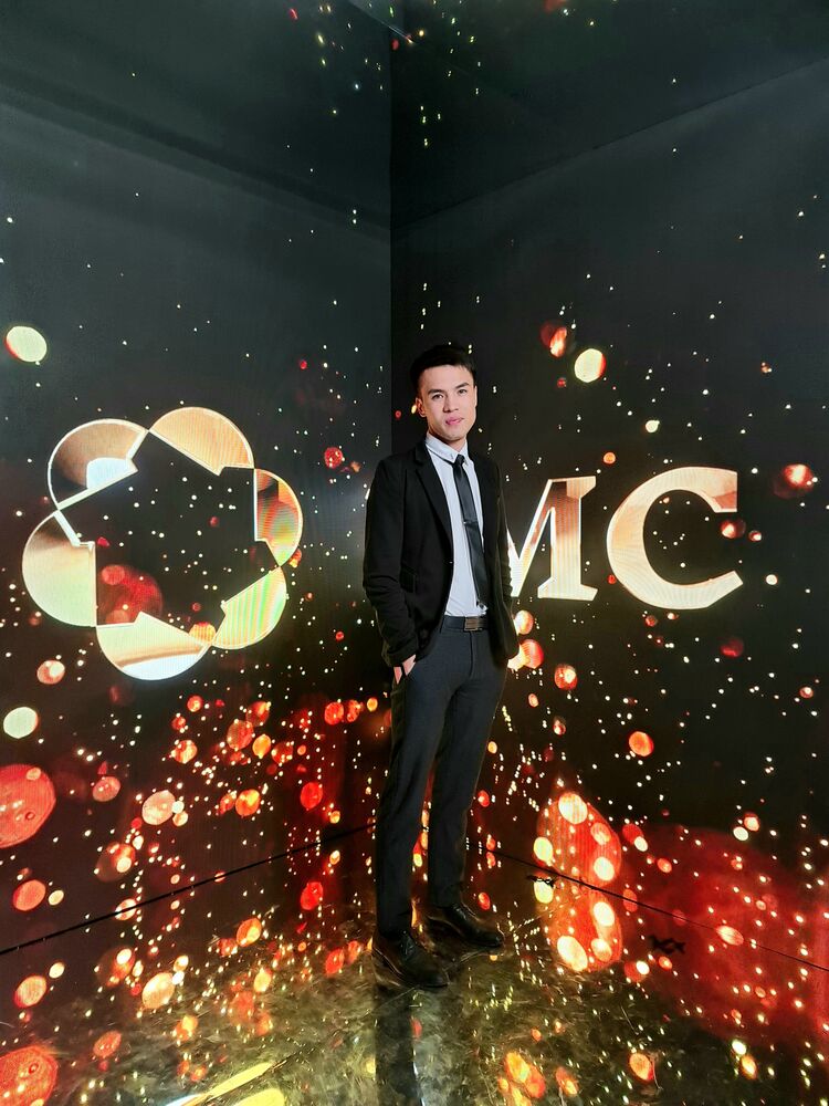  38814789  Khanikkg, 32 ,    