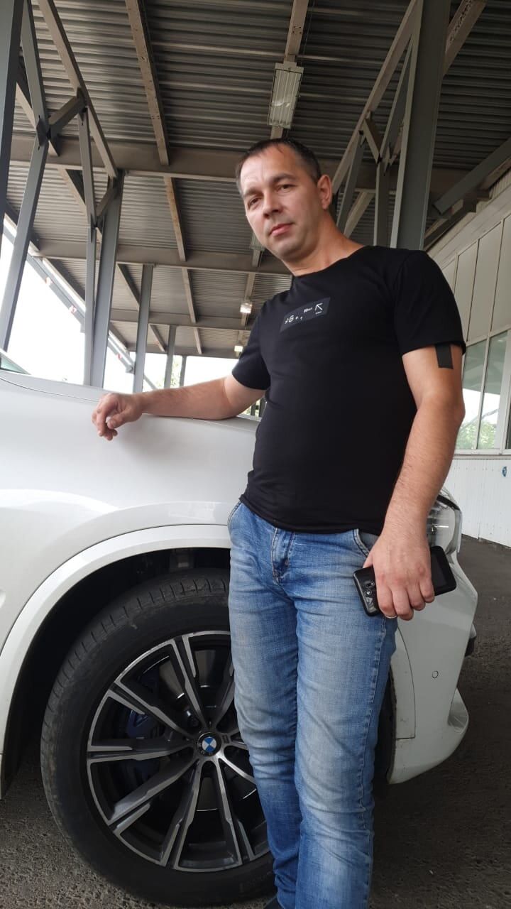   ,   Anton, 37 ,     , c 