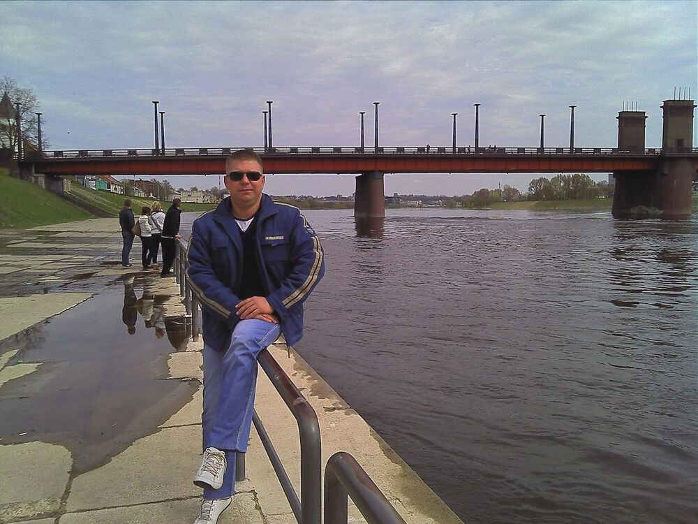  14069749  Olaf, 48 ,    -
