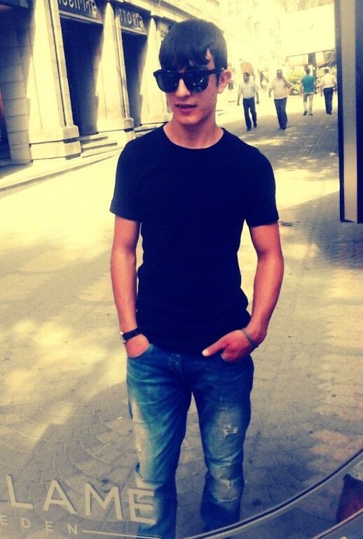  5753719  Ash, 32 ,    