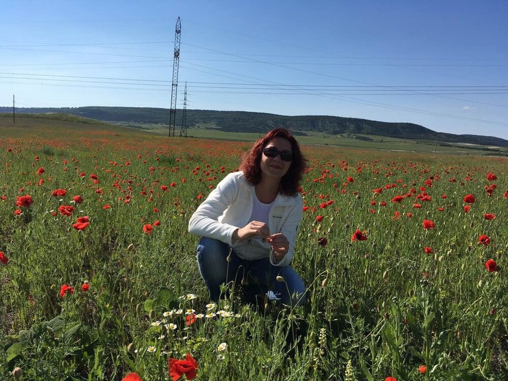  ,   Marina, 48 ,     , c 