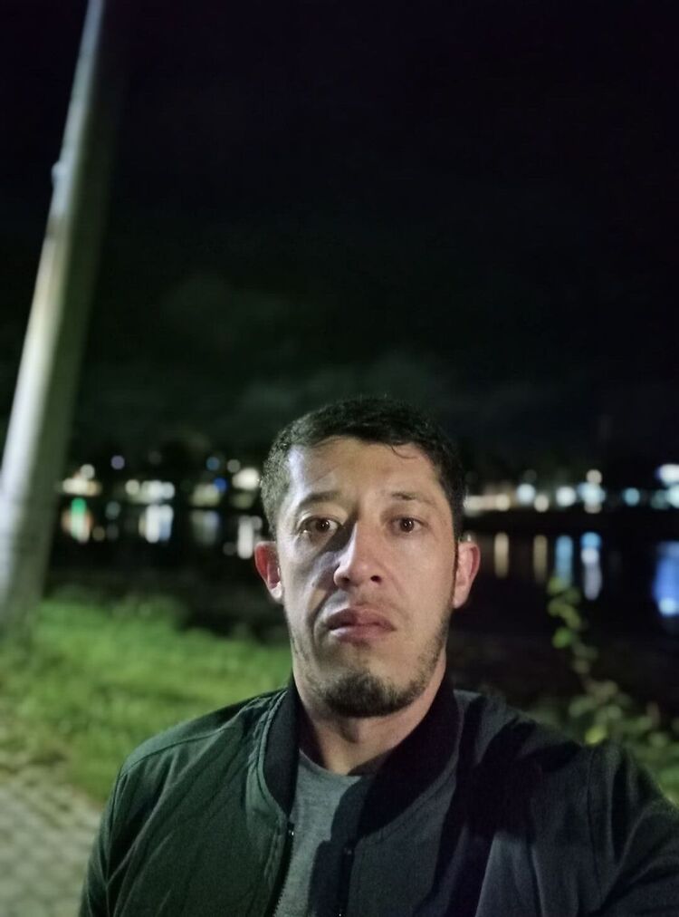  30869049  , 32 ,    