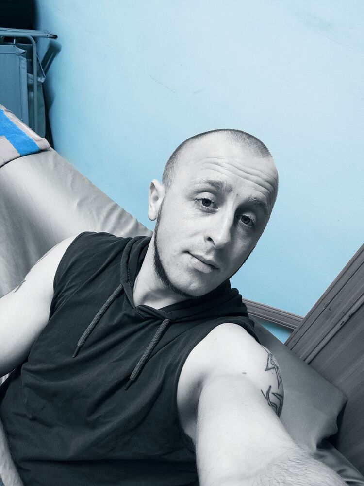  ,   Andrei, 31 ,   ,   , c , 