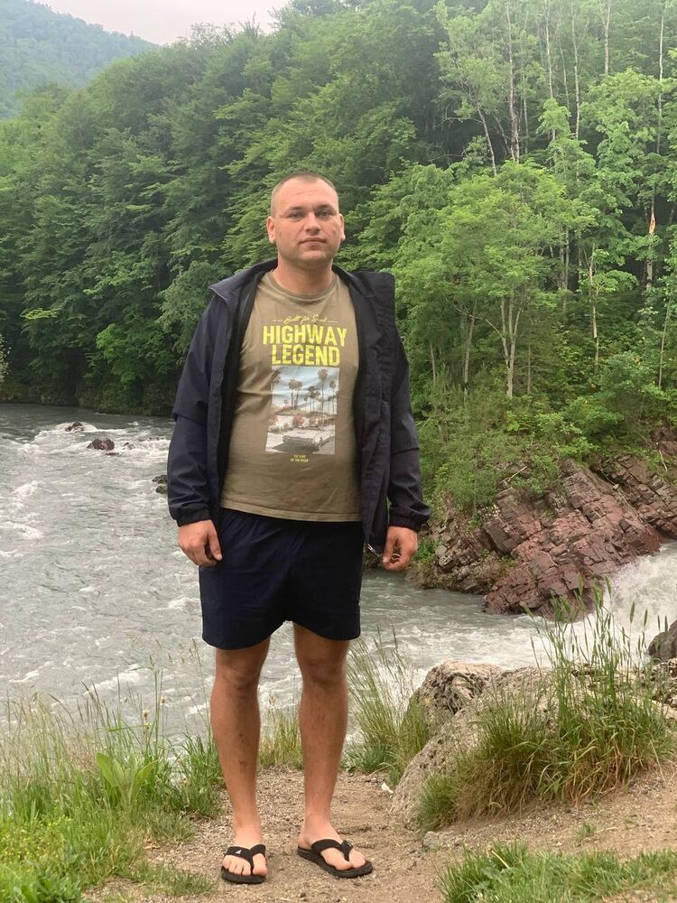 29670819  Pavel, 28 ,    