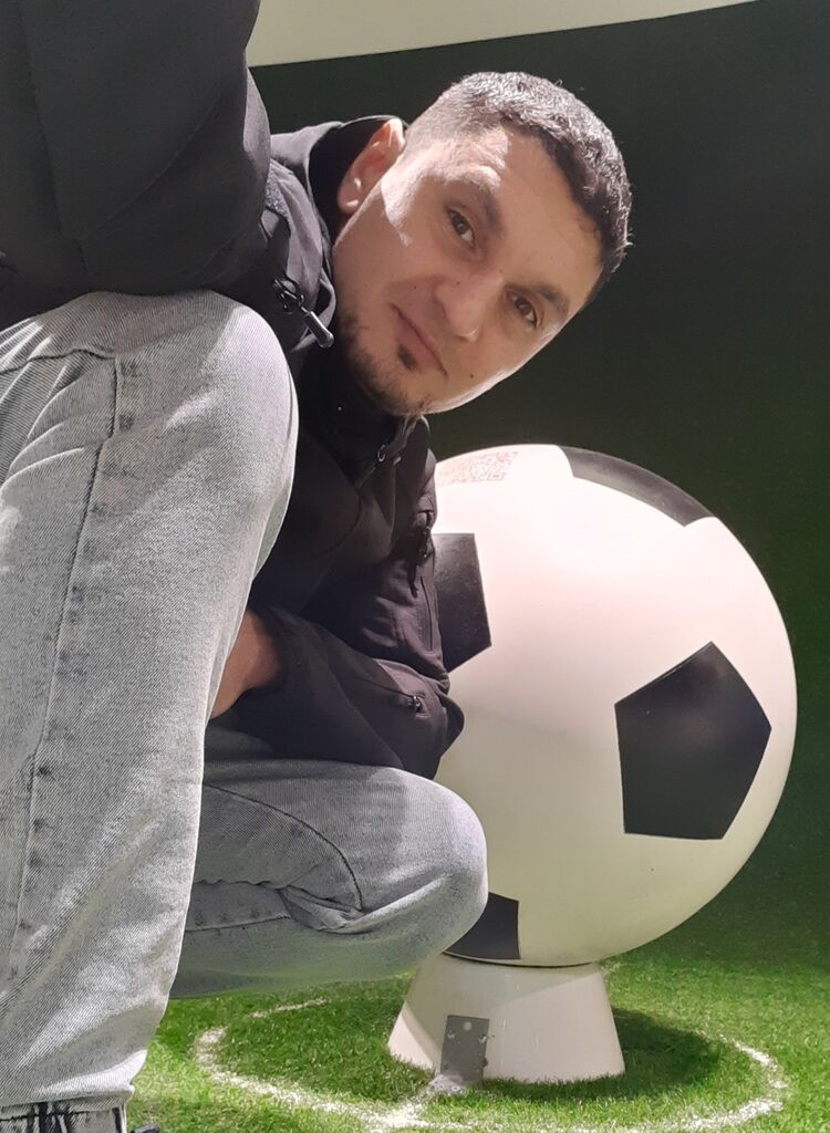  ,   Evgeny, 39 ,   ,   