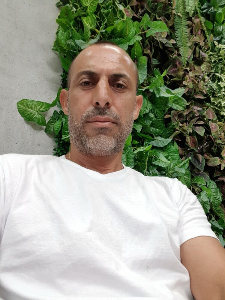  23563159  Pavel, 48 ,    Tel Aviv-Yafo