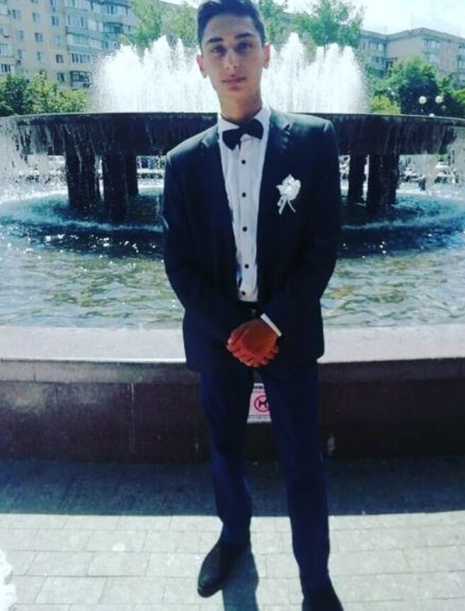  ,   Alex, 21 ,   ,   