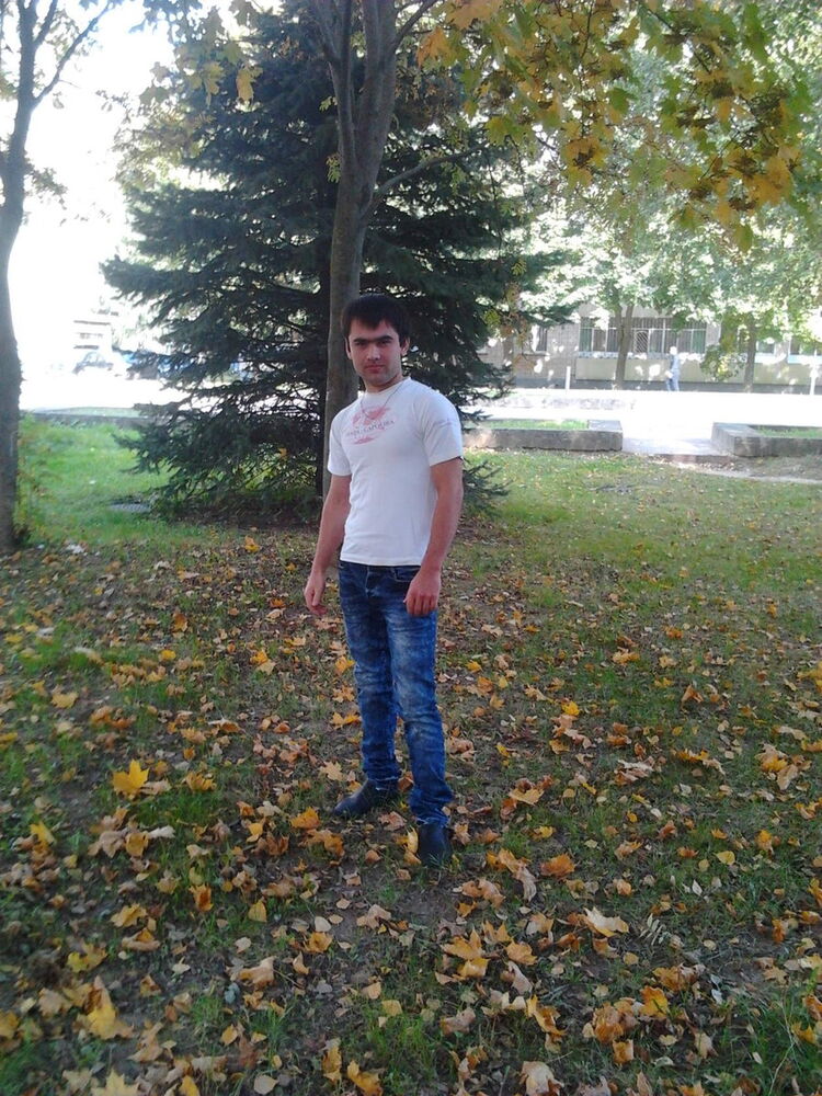  ,   Sharifkhon, 32 ,   ,   , c 