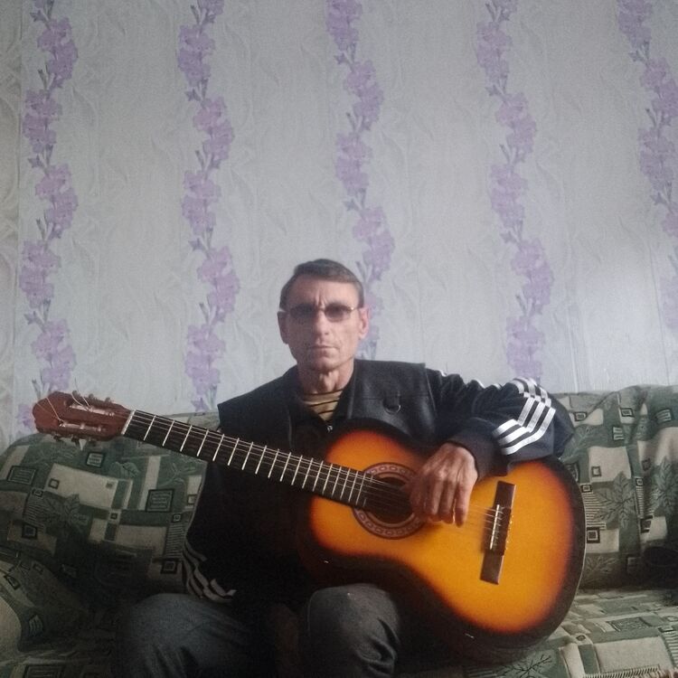  49880329  , 51 ,    