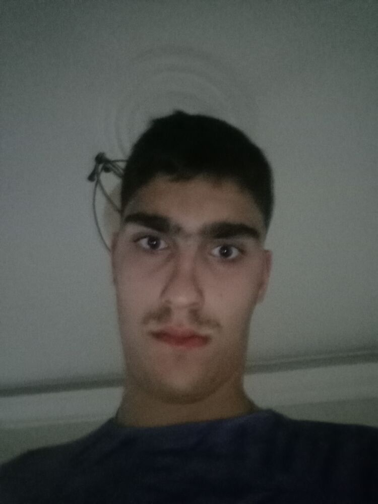  52892819  , 18 ,    -