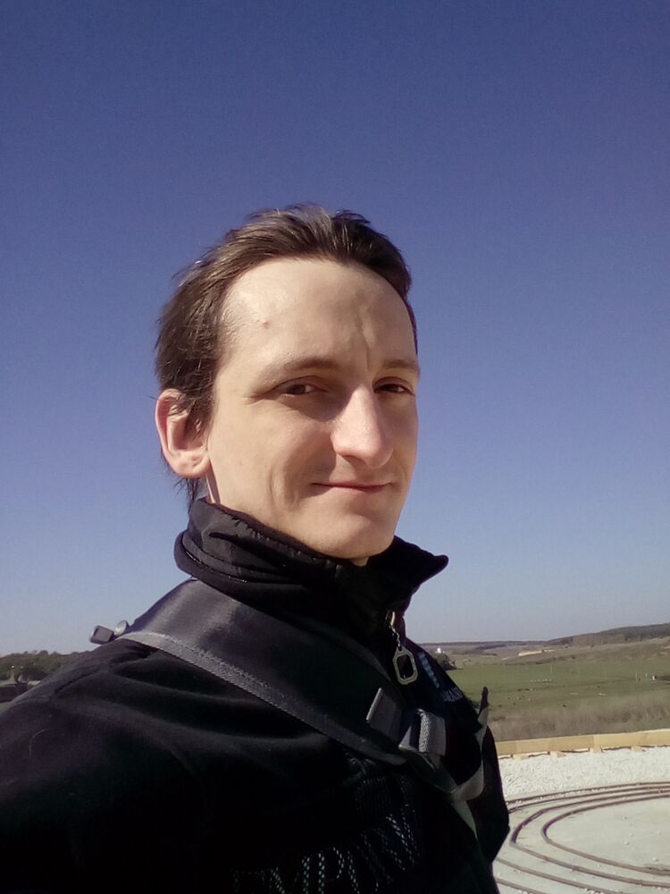  43312899  , 37 ,    