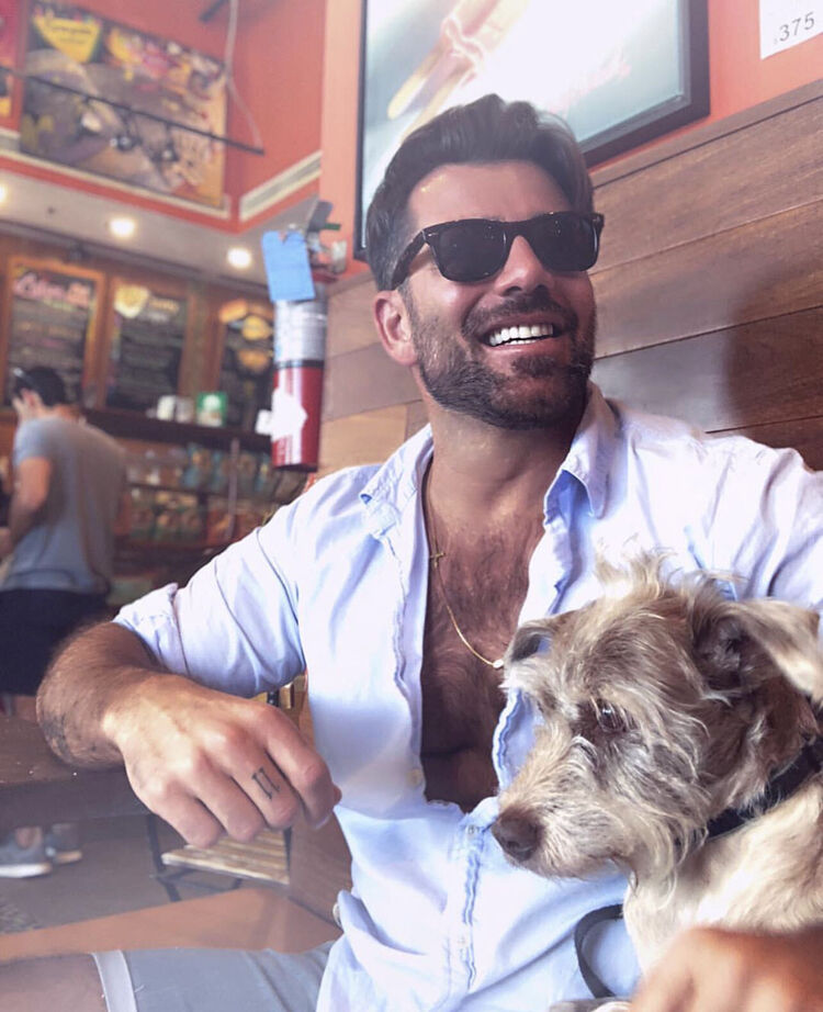  33199379  Laurent, 48 ,    