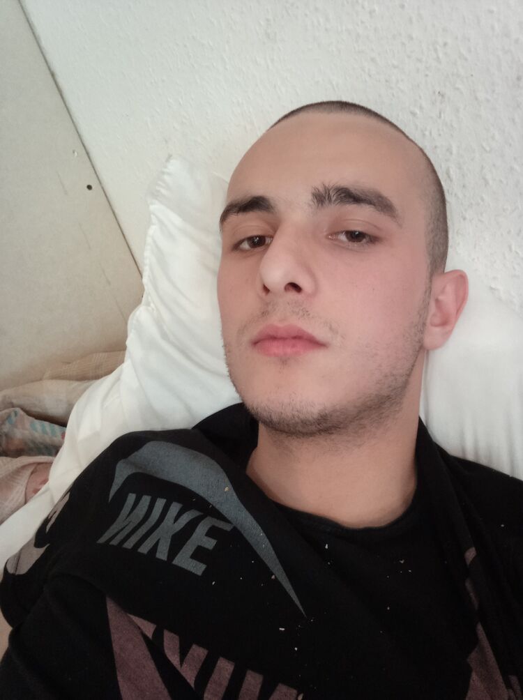  26660579  , 22 ,    