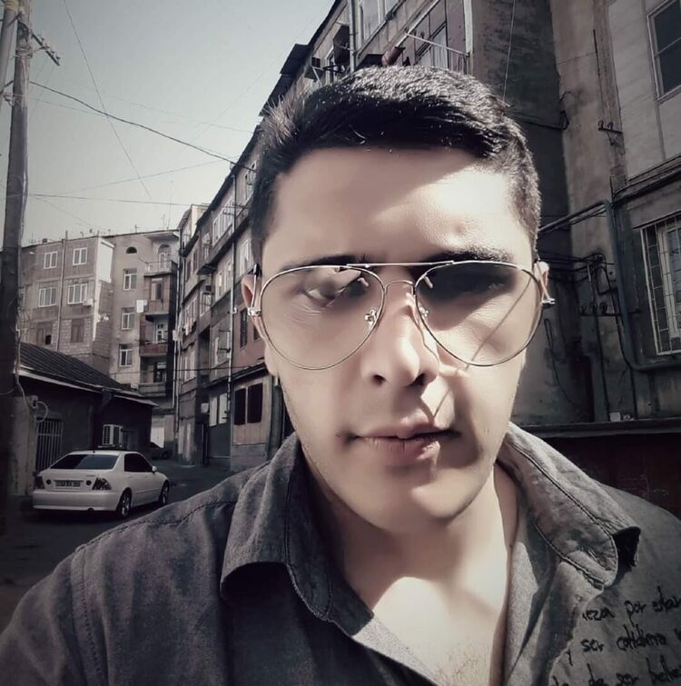  ,   Armen, 29 ,   ,   , c 