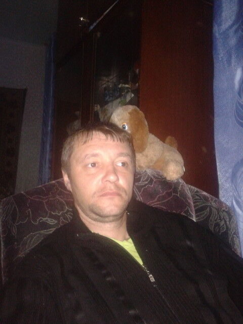  ,   Ivan, 42 ,   