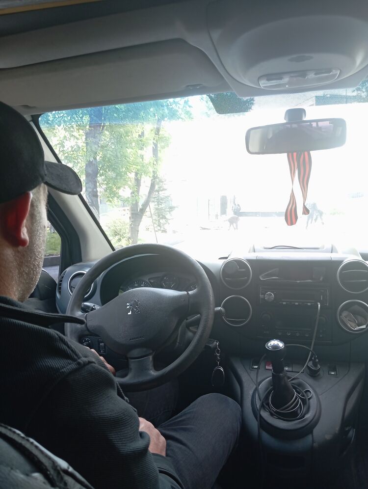  44643879  Arkadi, 39 ,    