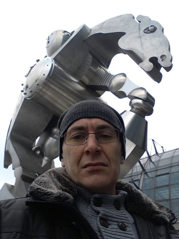  ,   Artur, 51 ,   ,   , c , 