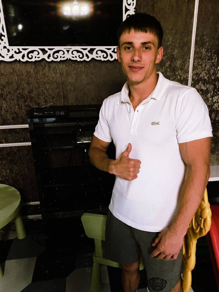  ,   Alex, 31 ,   ,   