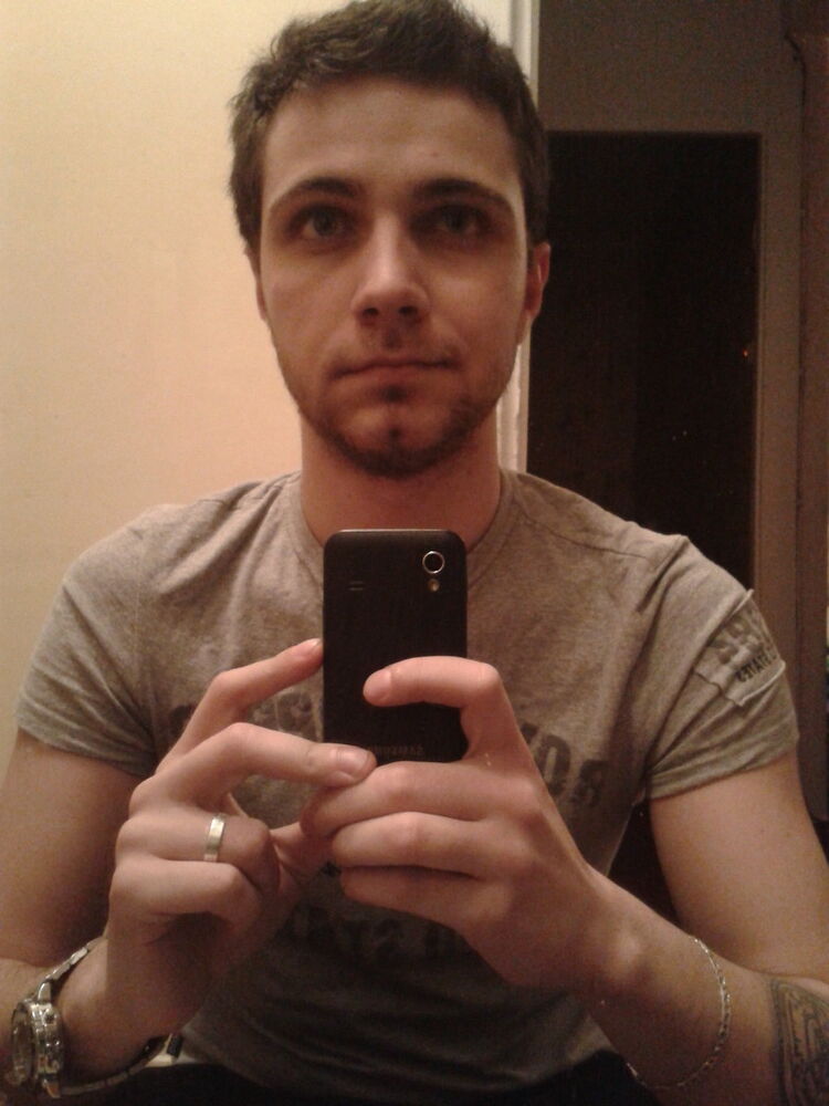  4856789  , 31 ,    