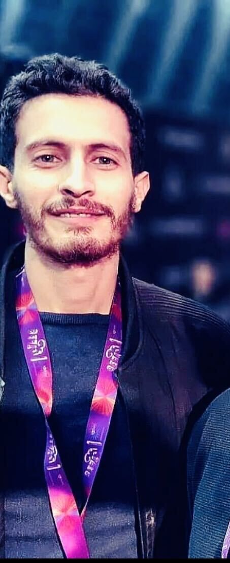  32293349  Aymen, 34 ,    Tunis
