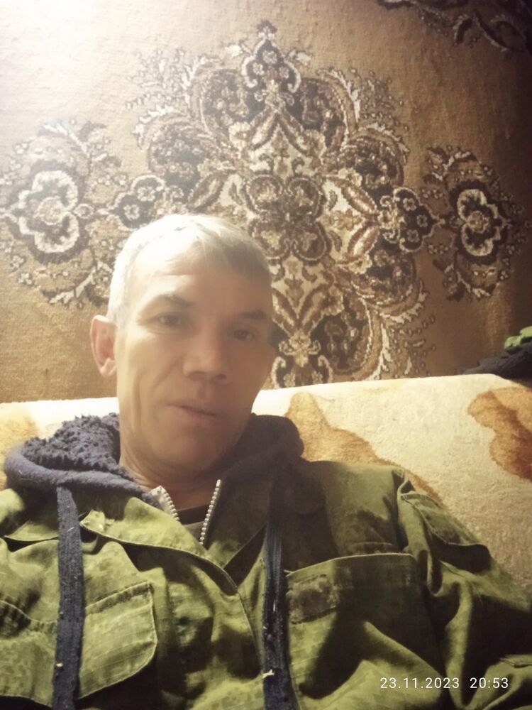  39447439  Ivan, 48 ,    