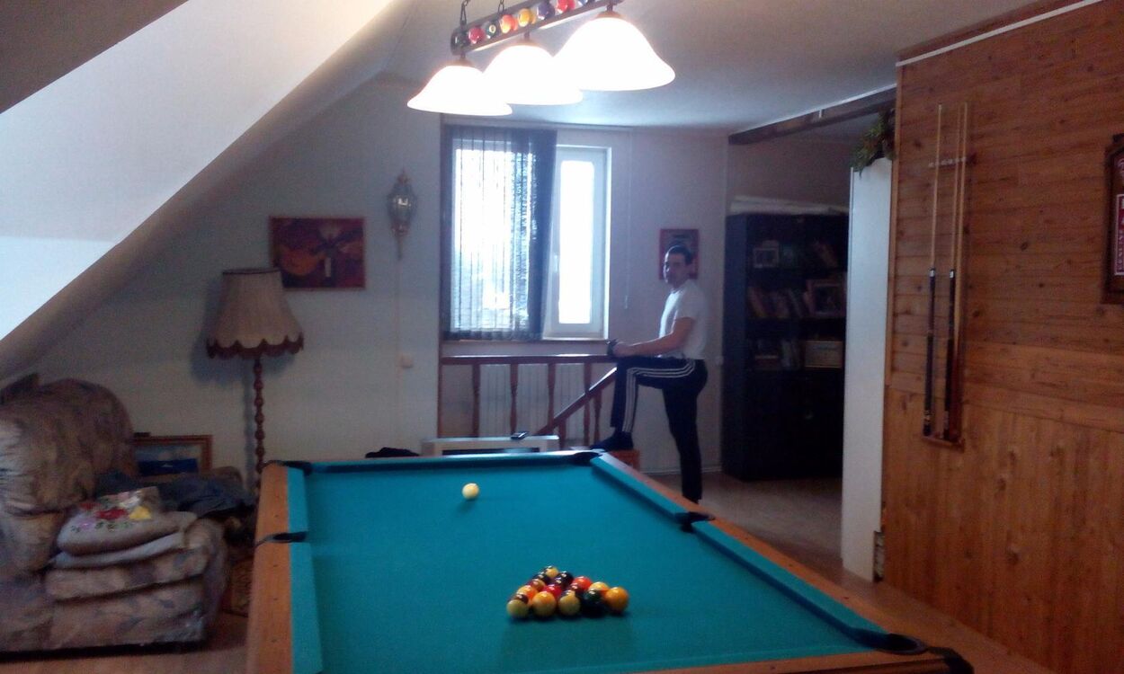  ,   Pavel, 52 ,   ,   , c , 