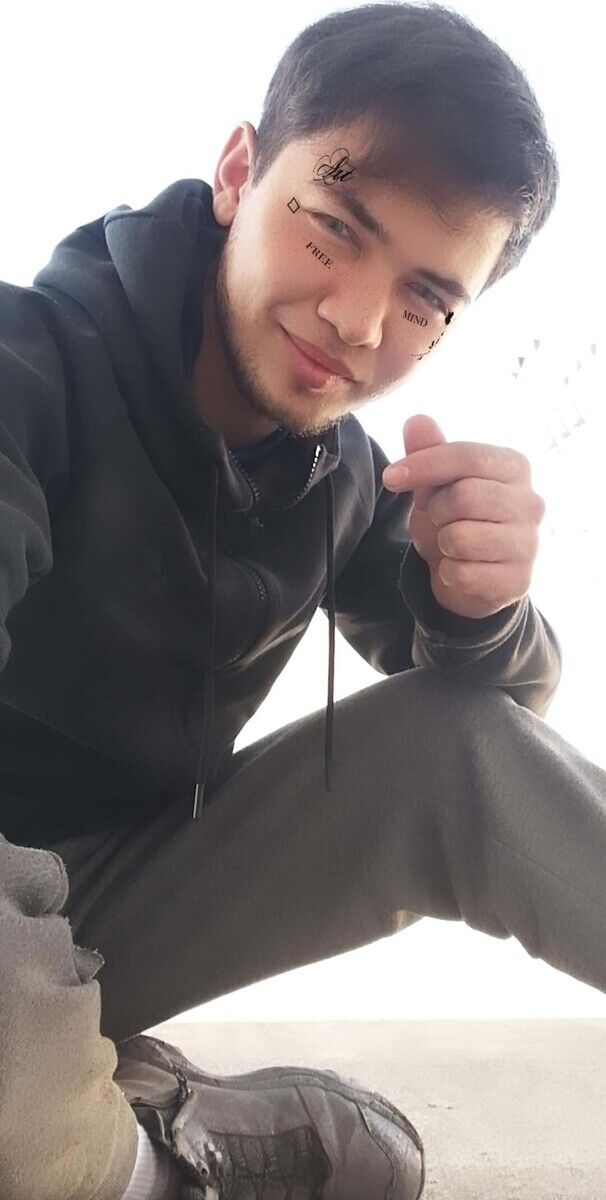  22264399  Alik, 27 ,    Kwangju