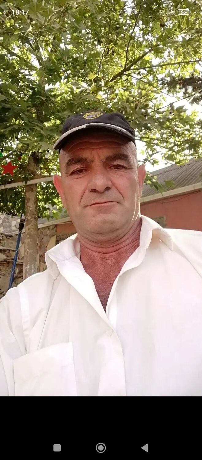  54459789  Arif, 48 ,    