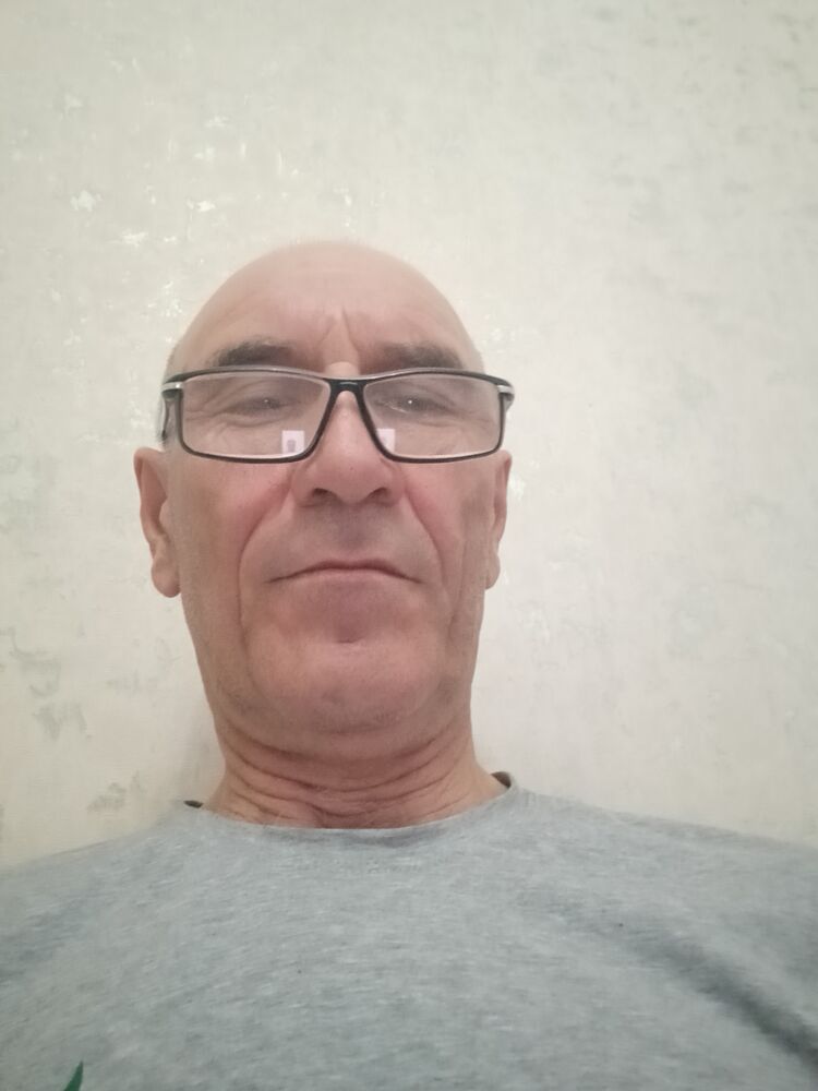  43572649  , 61 ,    