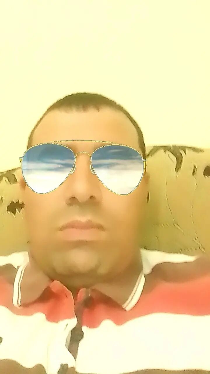 28848449  Ando, 36 ,    