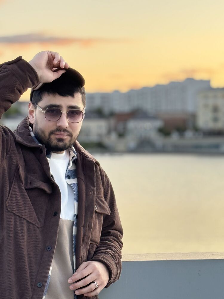 53535409  Shahan, 29 ,    