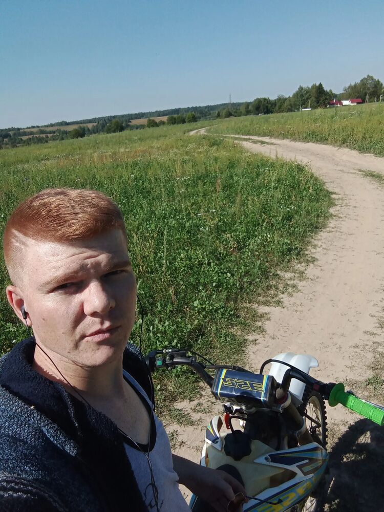  29357409  Vladislav, 30 ,    