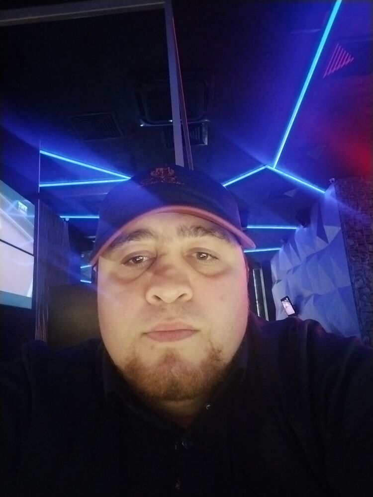  ,   Ali, 28 ,   ,   , 